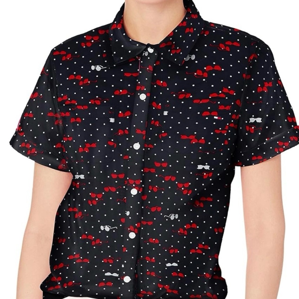 🚨LAST CHANCE Tommy Hilfiger Button Up Shirt
